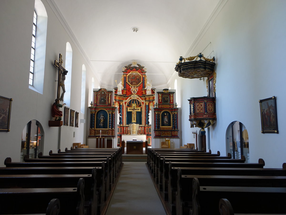 Altre und Kanzel in der Klosterkirche Volksersberg, erbaut 1664 (08.07.2018)
