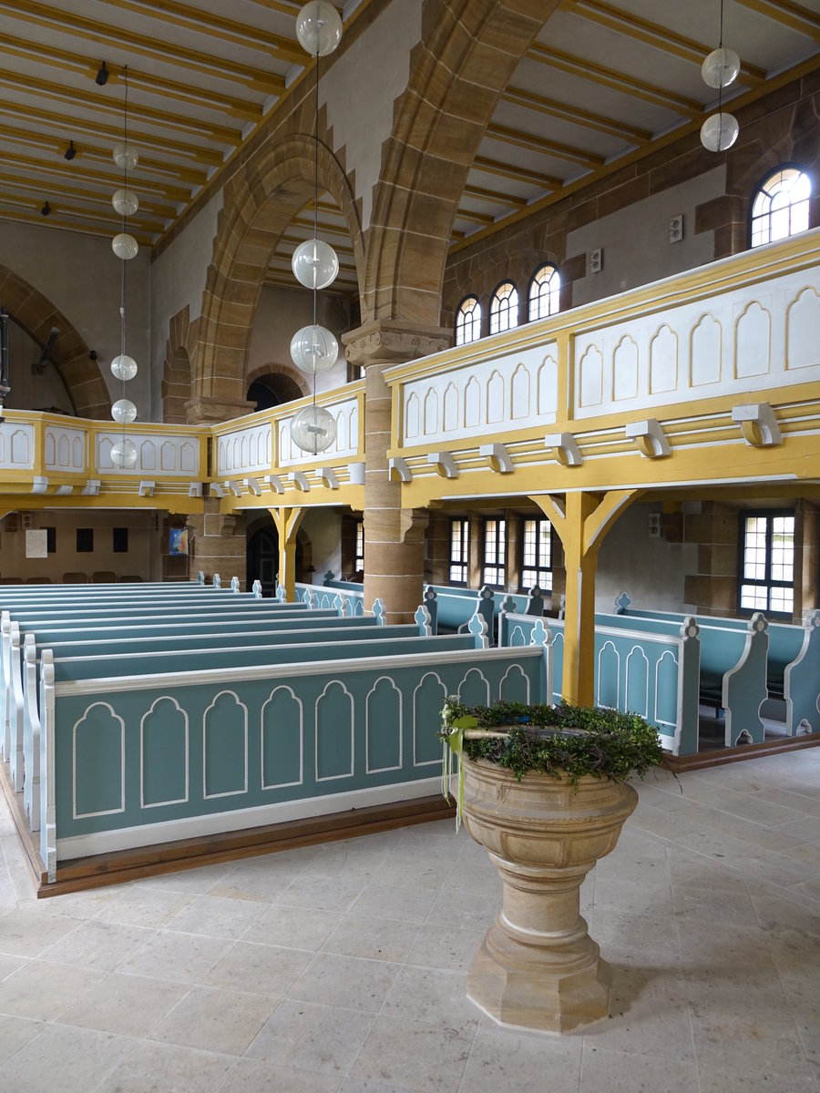 Altenstein, ev. Kirche, zweischiffige Hallenkirche mit eingezogener Apsis, neuromanisch erbaut 1909 (24.03.2016)