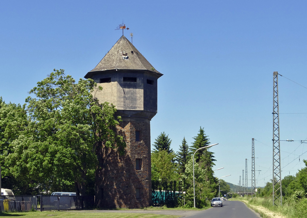 Alter Wasserturm an der Eisenbahnstrasse in Sinzig - 27.05.2017