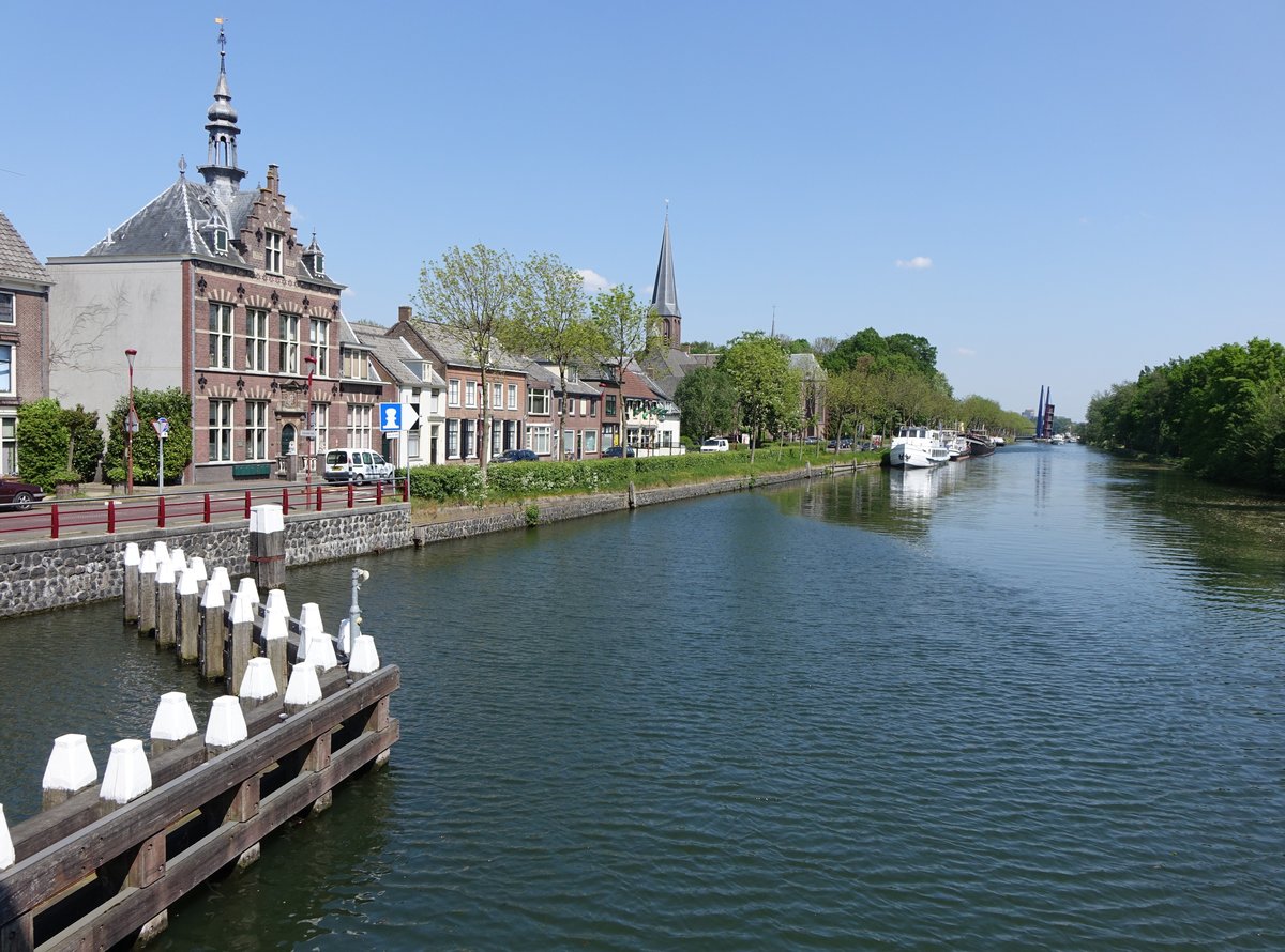 Altes Rathaus und St. Nicolas Kirche von Nieuwegein (12.05.2016)