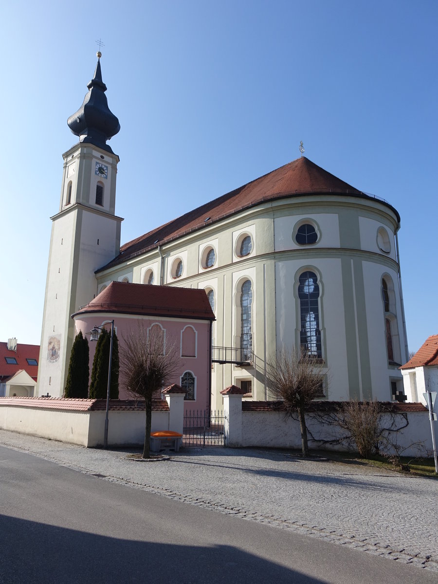 Altfraunhofen, St. Nikolaus Kirche, sptbarocke Saalkirche, erbaut von 1791 bis 1792 durch Johann Thaddus Leitner (20.03.2016)