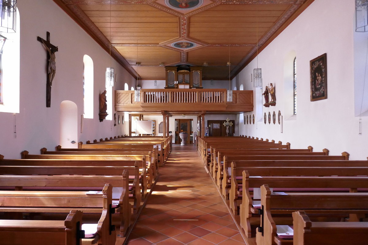 Altglashtten, Blick zur Orgelempore in der Kirche St.Wendelin, Aug.2020