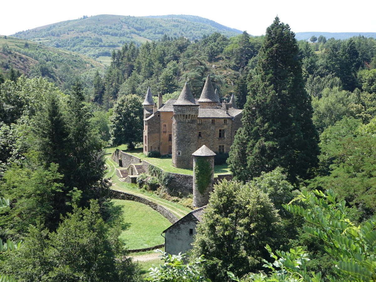 Altier, Chateau du Champ im Nationalpark Cevennen, erbaut von 1288 bis 1308 (31.07.2018)