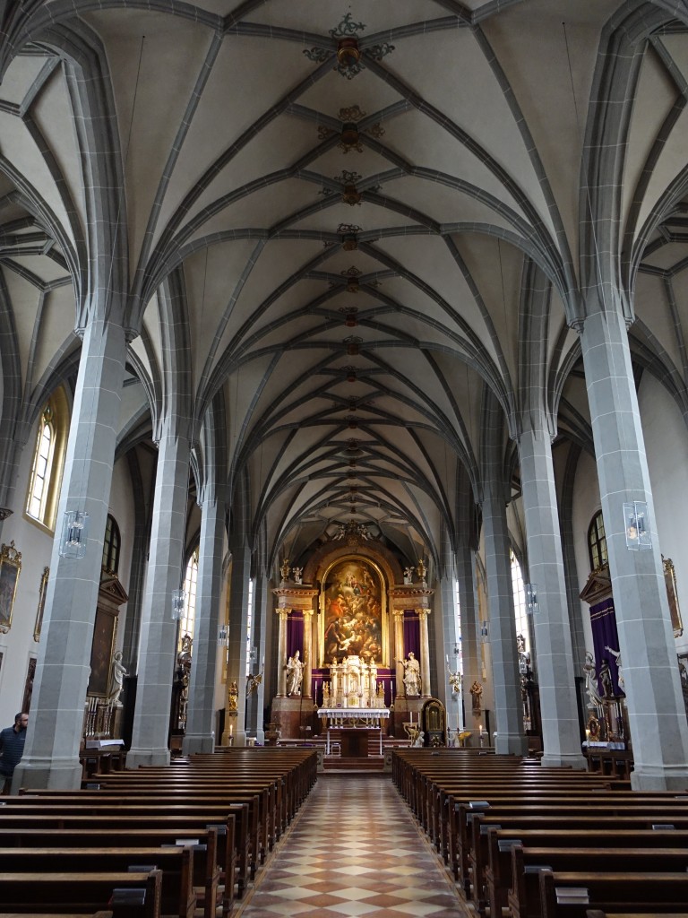 Alttting, Mittelschiff der Stiftskirche St. Phillip und Jakob, Hochaltar von 1800, Altarbild von J. Dorner (14.02.2016)