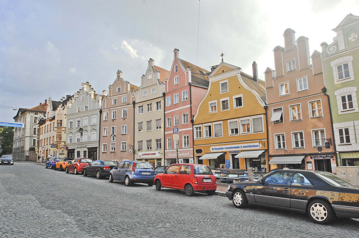 Altstadt im bayrischen Landshut. Aufnahme: 24. Juli 2016.