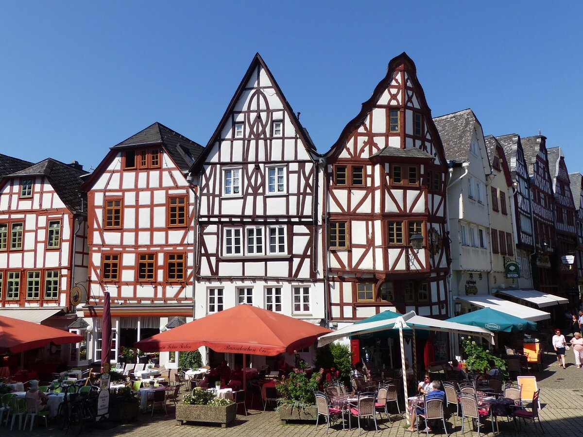 Am Bischofsplatz in Limburg a. d. Lahn, Sommer 2018