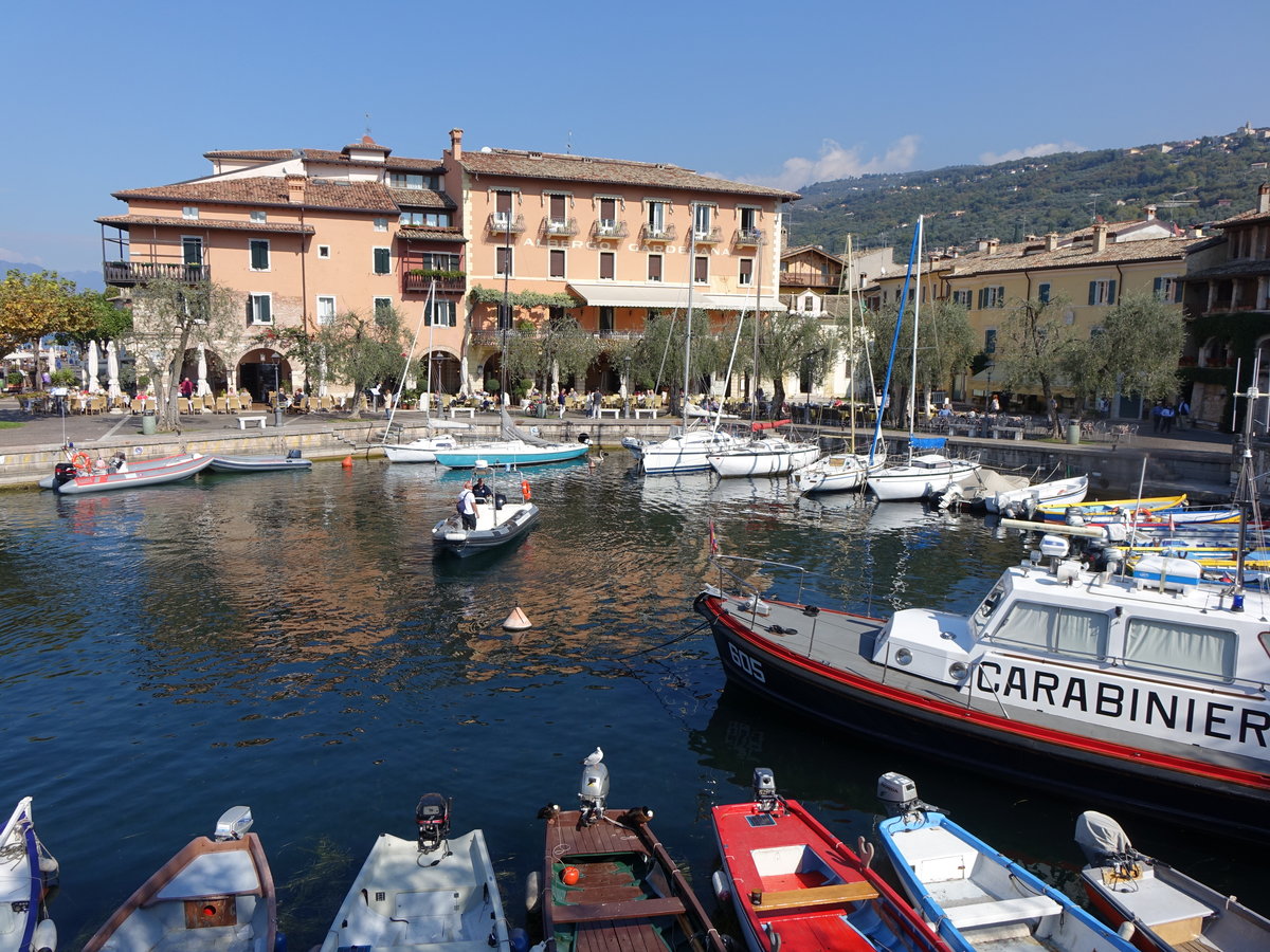 Am Hafen von Torri del Benaco (07.10.2016)