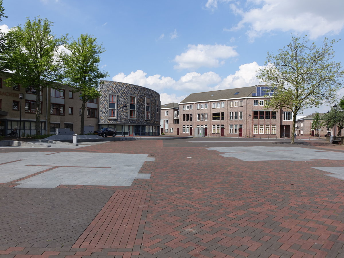 Am Marktplatz von Spijkenisse (11.05.2016)