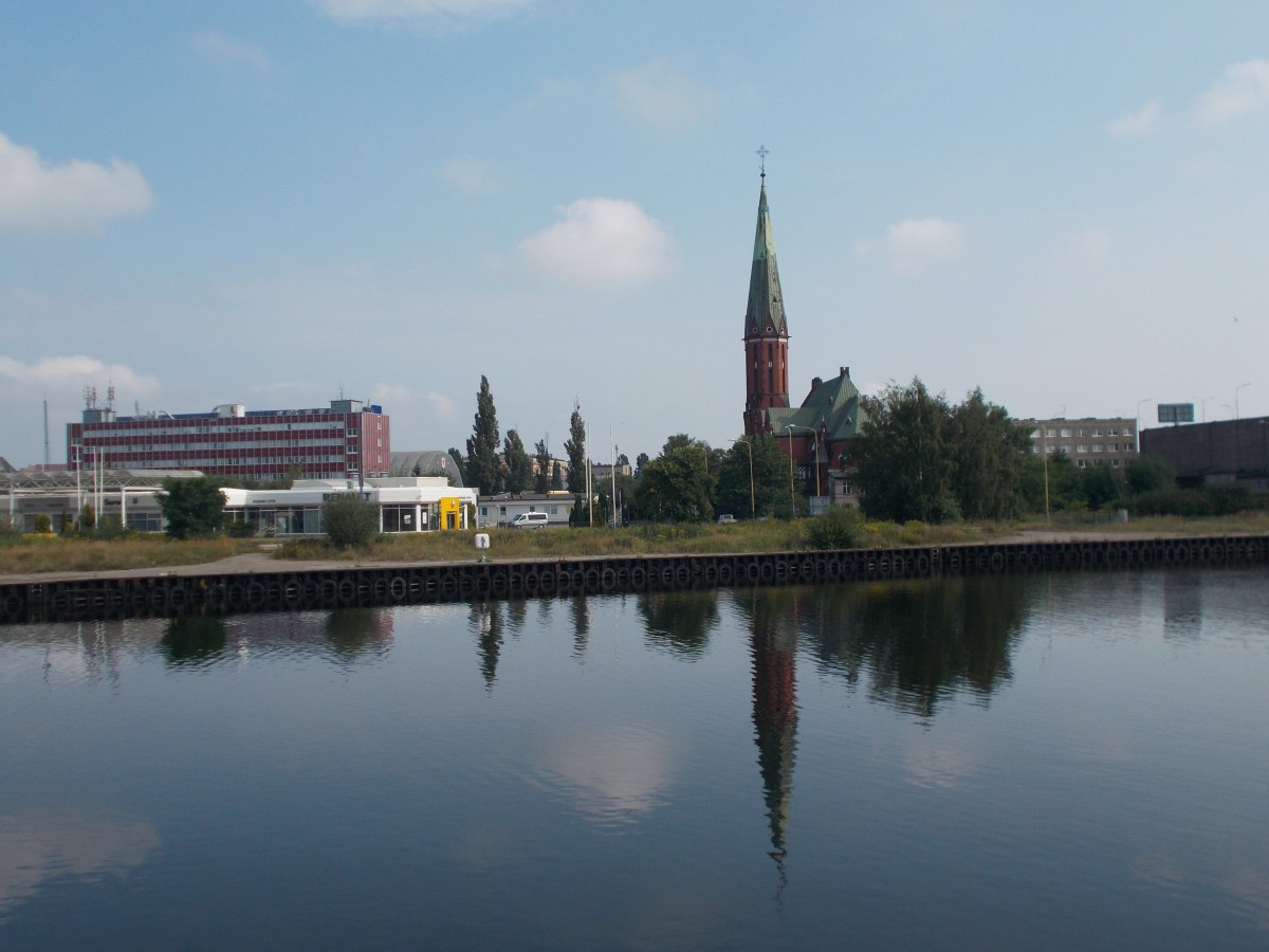 Am Parnickikanal gelegende Kirche,am 16.August 2015,in Szczecin.