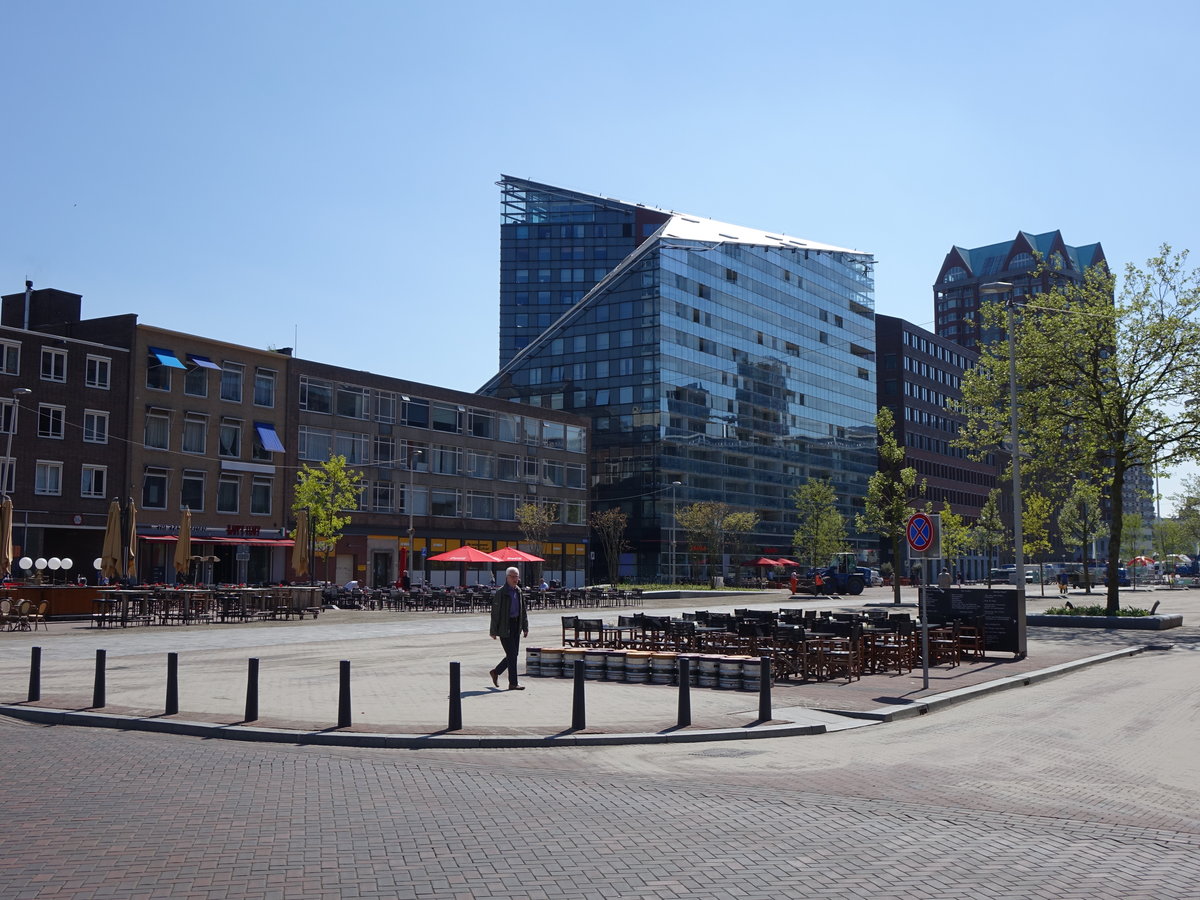 Am Platz Binnenrotte in Rotterdam (11.05.2016)