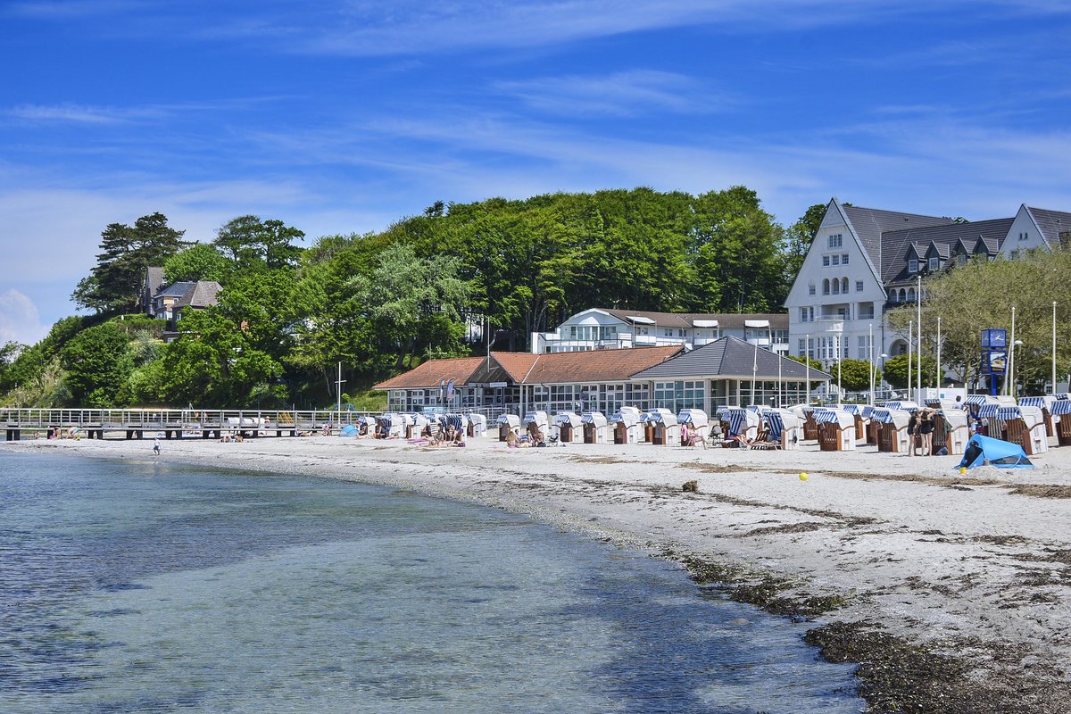 Am Strand im Glcksburger Ortsteil Sandwig (Flensburger Frde). Aufnahme: 3. Juni 2020.