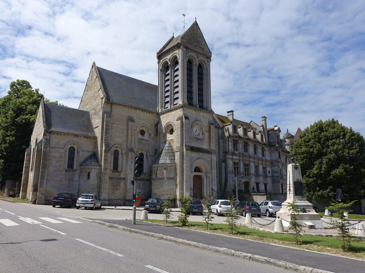 Ambleville, Kirche Immacule-Conception, erbaut im 19. Jahrhundert (16.07.2016)