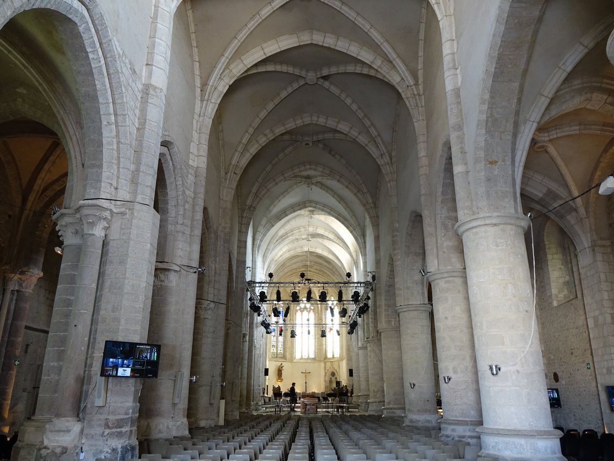 Ambronay, Innenraum der Kirche Sainte-Marie (23.09.2016)