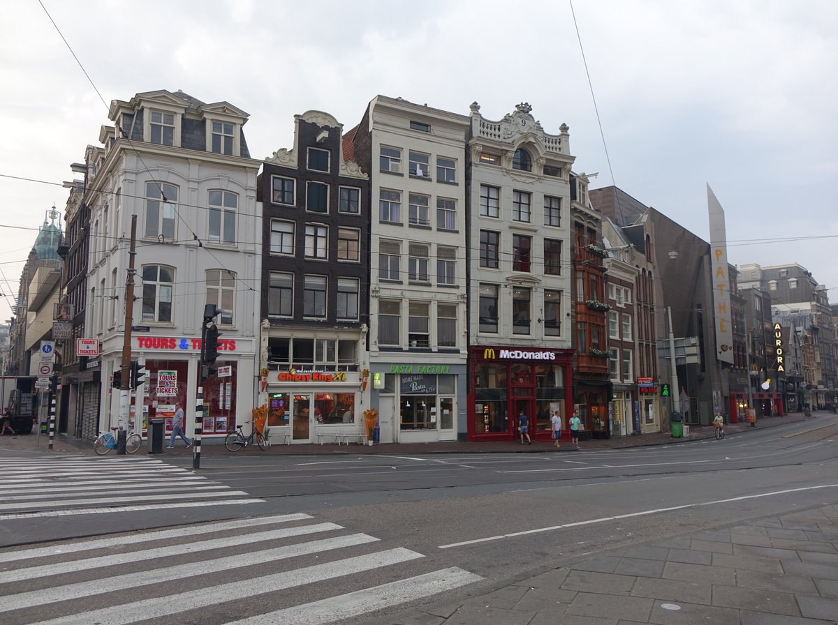 Amsterdam, Huser am Muntplein (28.08.2016)