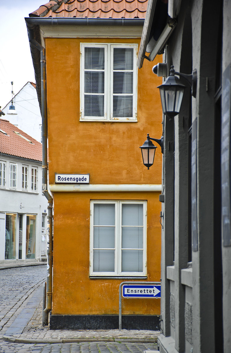 An der Ecke von Rosensgade und Volden in der Innenstadt von Aarhus, Dnemarks zweitgrsste Stadt. Aufnahmedatum: 6. Juni 2017.