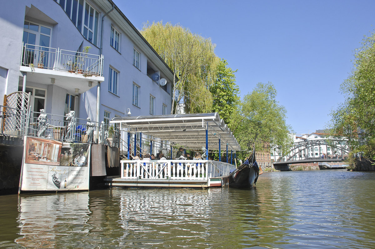 An der Weien Elster im Leipziger Ortsteil Plagwitz. Aufnahme: 30. April 2017.