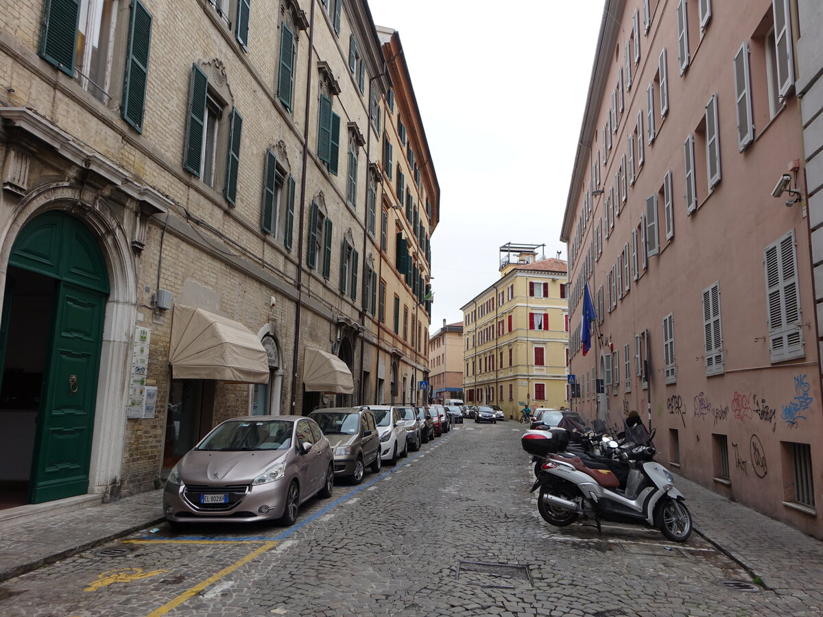 Ancona, Gebude in der Via Ciriaco Pizecolli (31.03.2022)