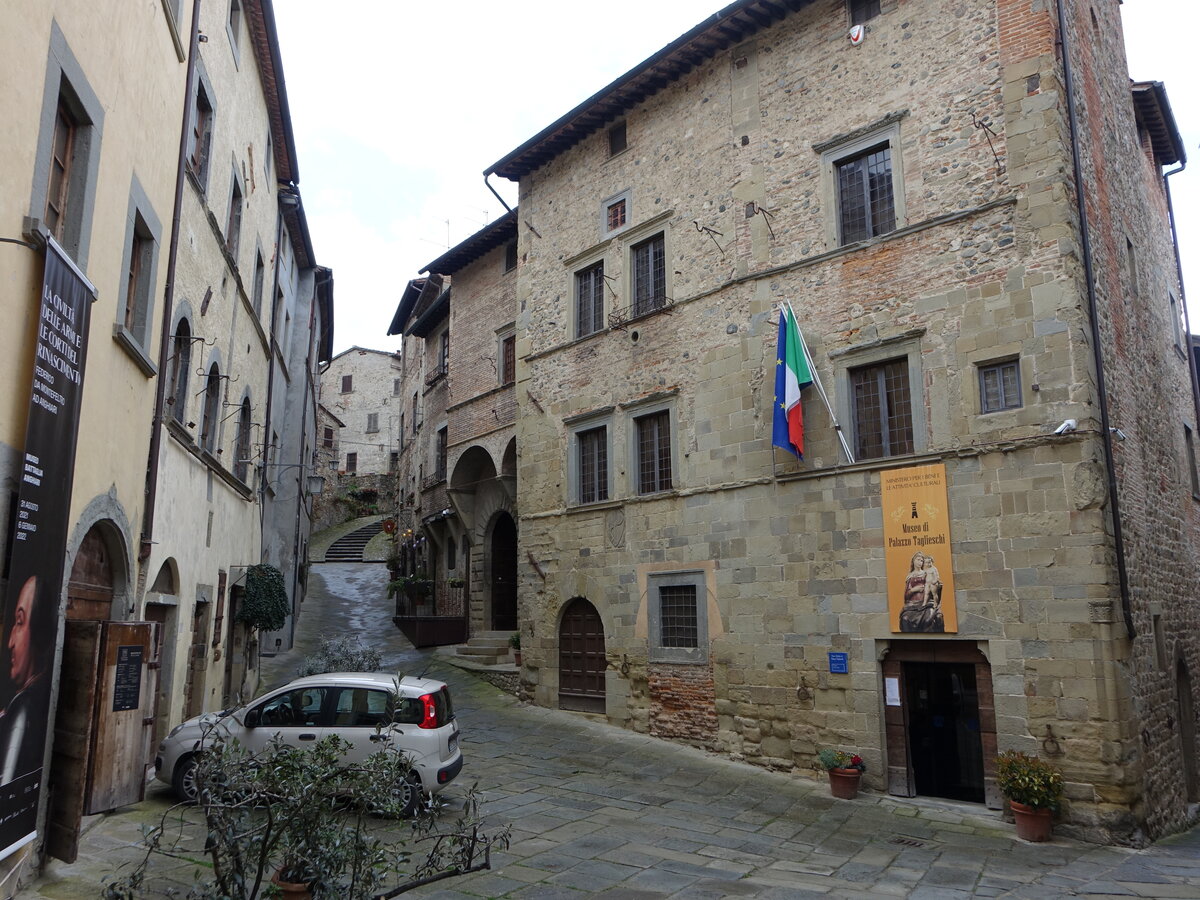 Anghiari, Palazzo Taglischi an der Piazza Goffredo Mameli (02.04.2022)