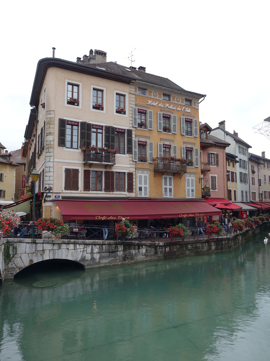 Annecy, Cafe des Ducs am Quai de Ille (17.09.2016)