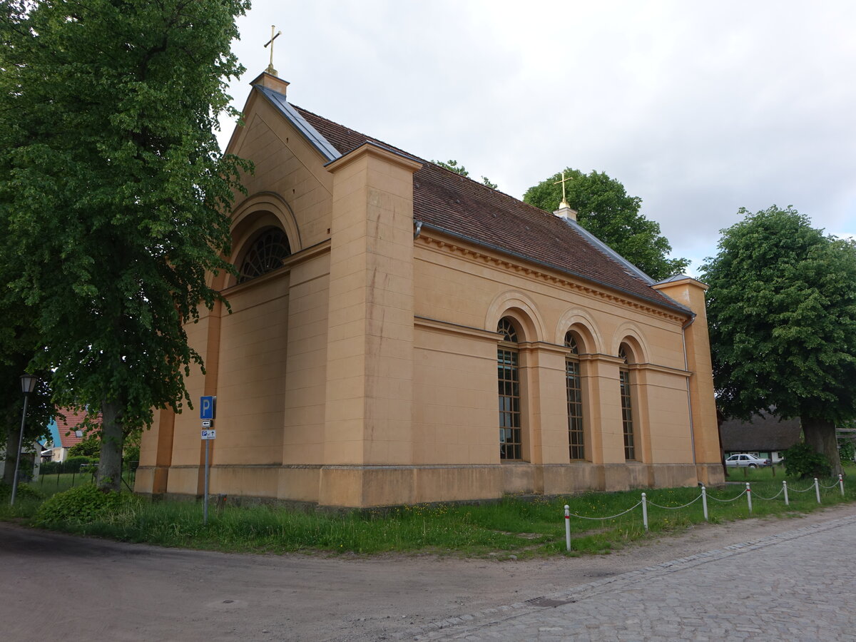 Annenwalde, evangelische Kirche, erbaut 1833 im Stil des Klassizismus (28.05.2026)