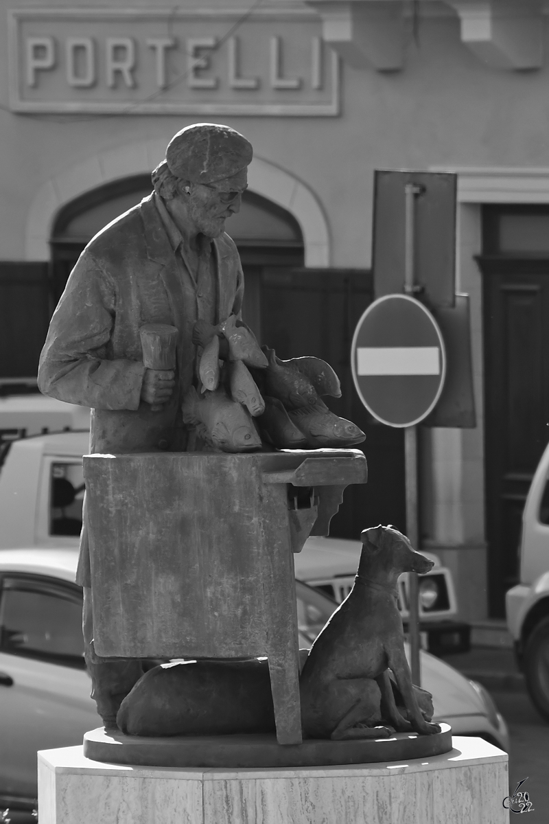 Anton Agius Denkmal in Rabat wrdigt den 2008 verstorbenen maltesischen Knstler und Bildhauer. (Oktober 2017)