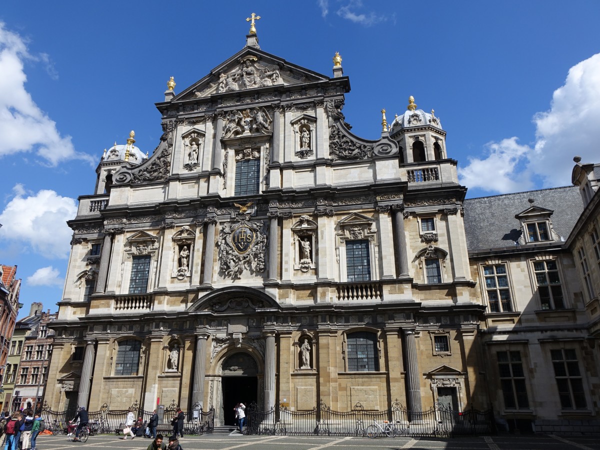 Antwerpen, St. Karl Borromus Kirche am Hendrik Conscience Platz, ehem. barocke Jesuitenkirche, erbaut von 1615 bis 1621 (28.04.2015) 