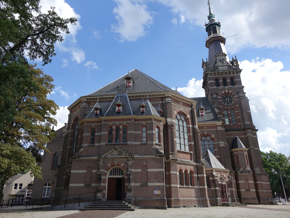 Apeldoorn, Grote Kerk, erbaut 1892 (20.08.2016)