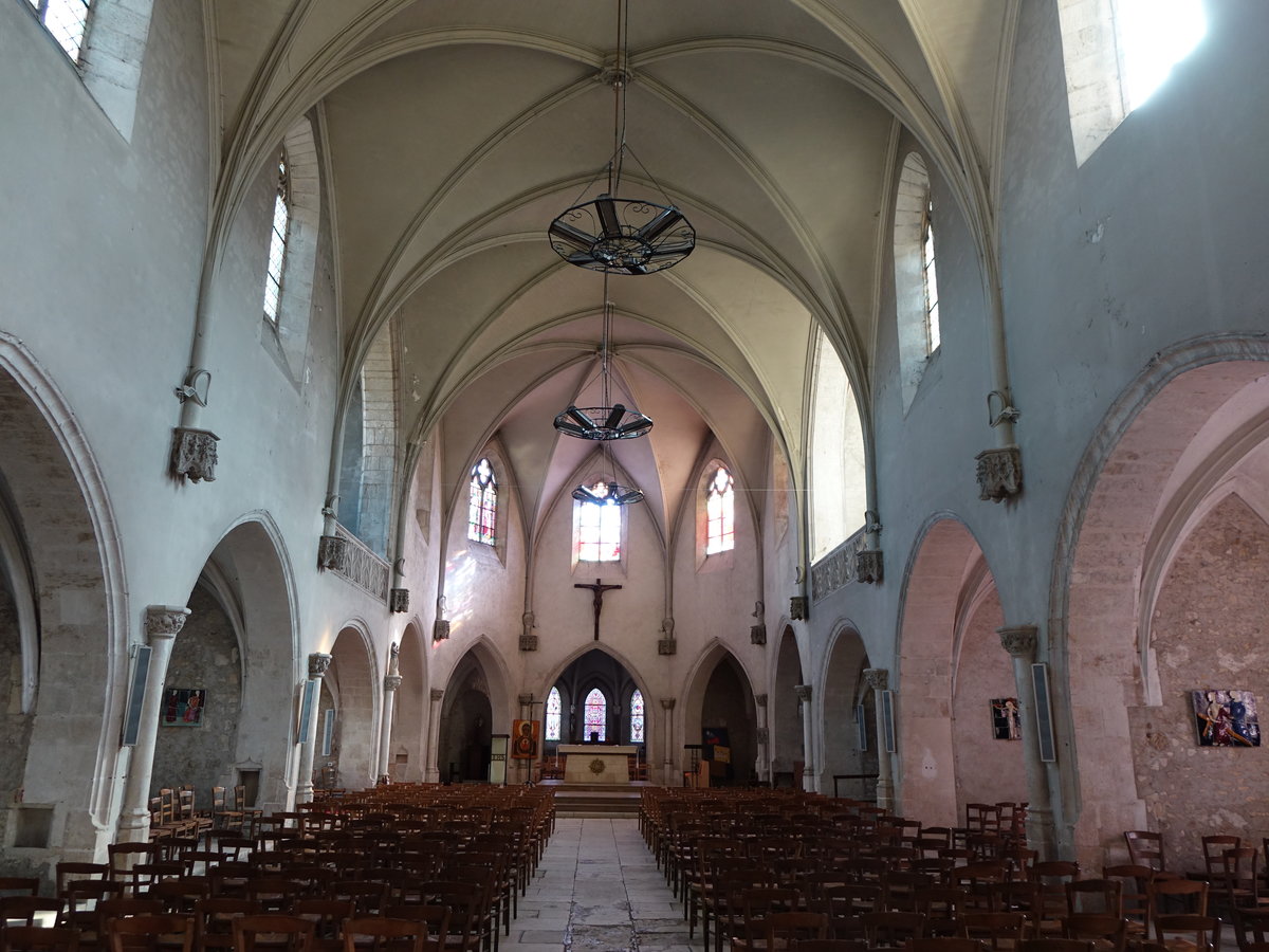 Argenton-sur-Creuse, Innenraum der St. Sauveur Kirche (21.09.2016)