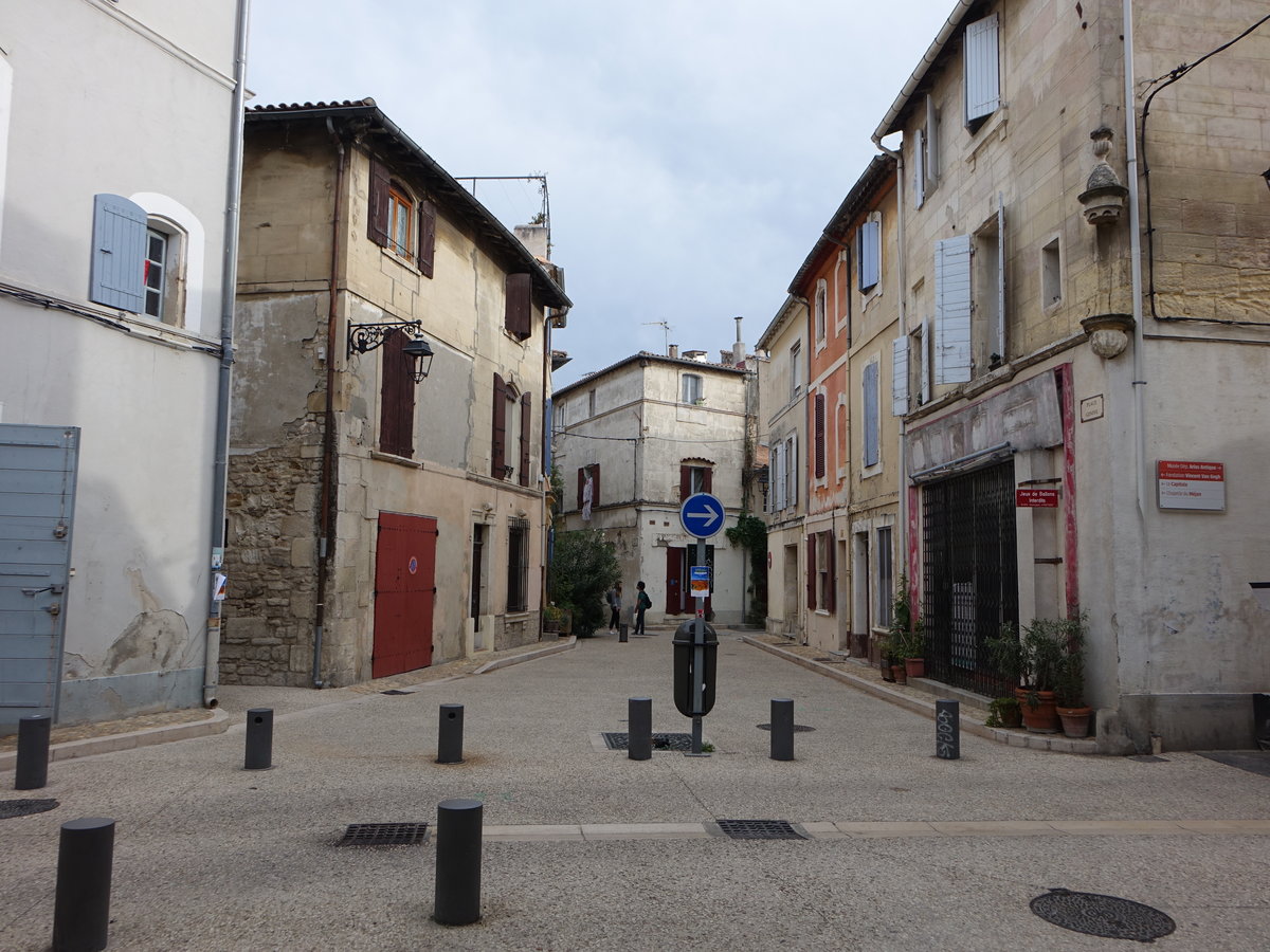 Arles, Huser am Place Genive in der Altstadt (25.09.2017)