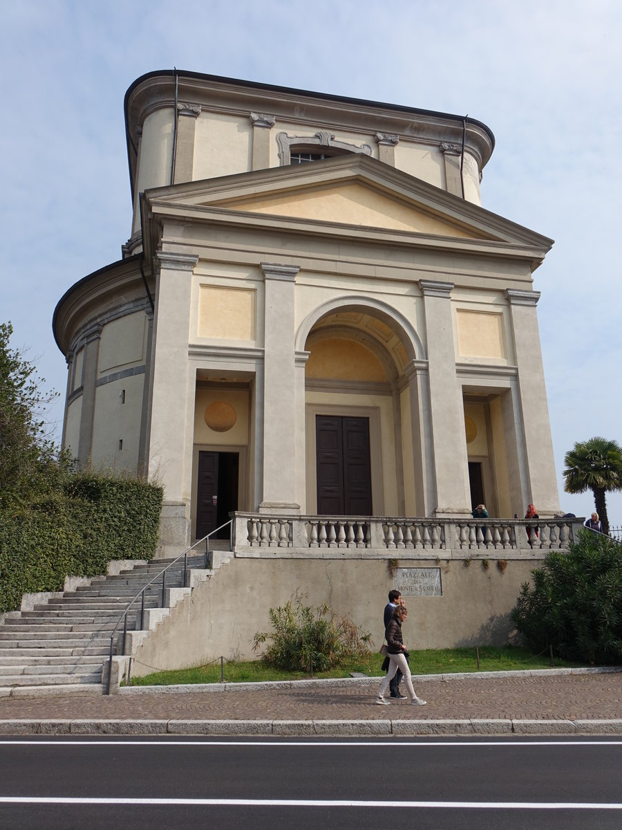 Arona, Pfarrkirche San Carlo, erbaut bis 1614 durch den Architekten Francesco Maria Richini (06.10.2019)