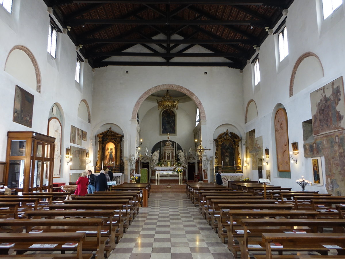 Arqua Petrarca, Innenraum der Klosterkirche im Oratorio della Trinita (29.10.2017)