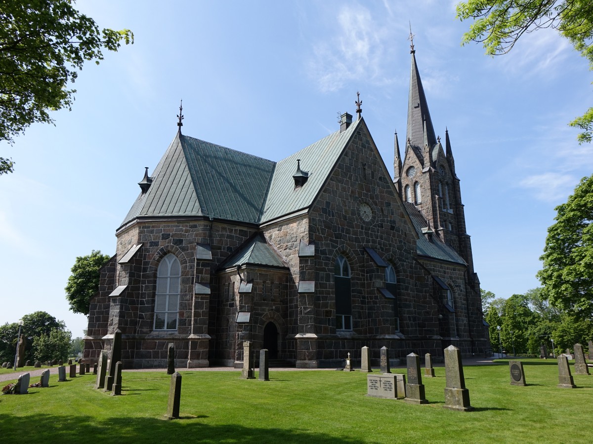 Arstad bei Falkenberg, Ev. Kirche, erbaut von 1888 bis 1890 durch Architekt Claes Grundstrm (13.06.2015)