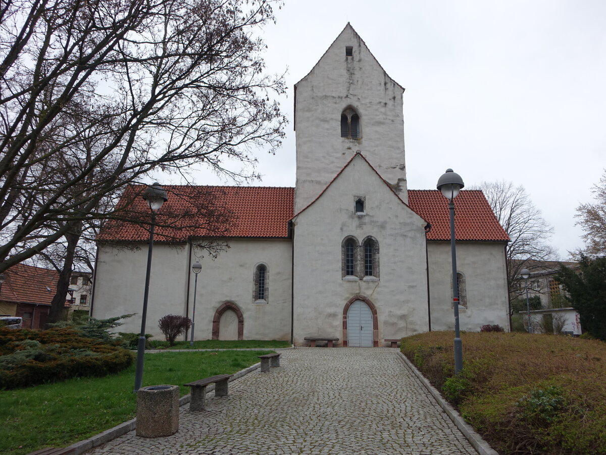 Artern, evangelische St. Veit Kirche, erbaut Mitte des 13. Jahrhundert (08.04.2023)