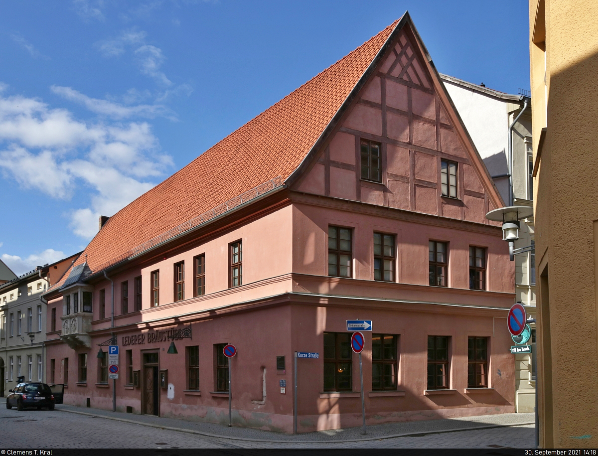 Aschersleben: ein Rundgang durch die lteste Stadt Sachsen-Anhalts.
Das Gasthaus  Lederer Brustbl  in der Strae  ber den Steinen  stammt aus dem 16. Jahrhundert und ist einer der ltesten Profanbauten der Einestadt.

🕓 30.9.2021 | 14:18 Uhr