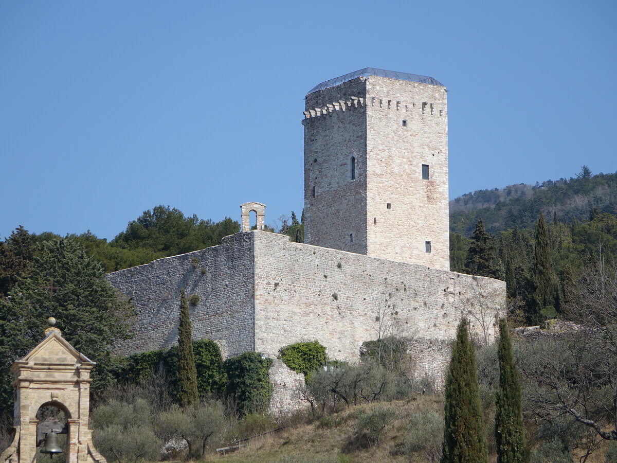Assisi, Rocca Minore, erbaut ab 1360 durch Kardinal Albornoz (26.03.2022)