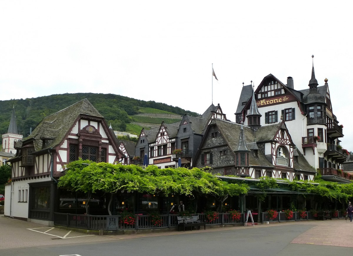 Assmannshausen, Hotel und Gasthof  Krone , besteht ber 450 Jahre, Sept.2014