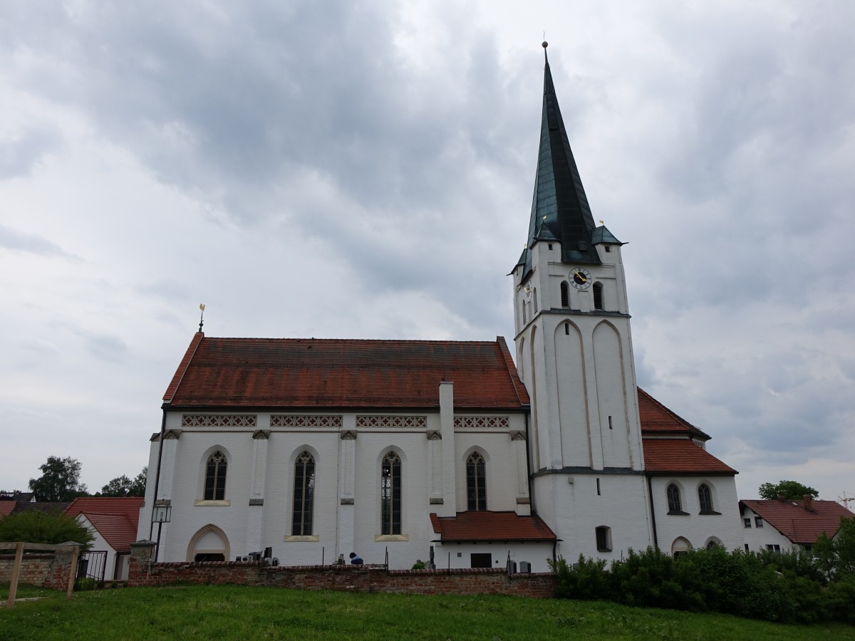 Ast, St. Georg Kirche, neugotische Saalkirche, erbaut 1877 (23.05.2015)