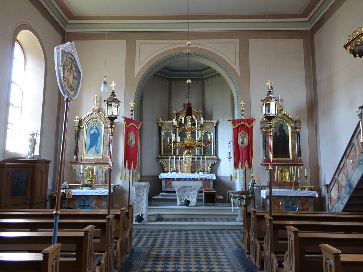 Aub, neuromanische Altre in der kath. Pfarrkirche St. Peter und Paul (15.10.2018)