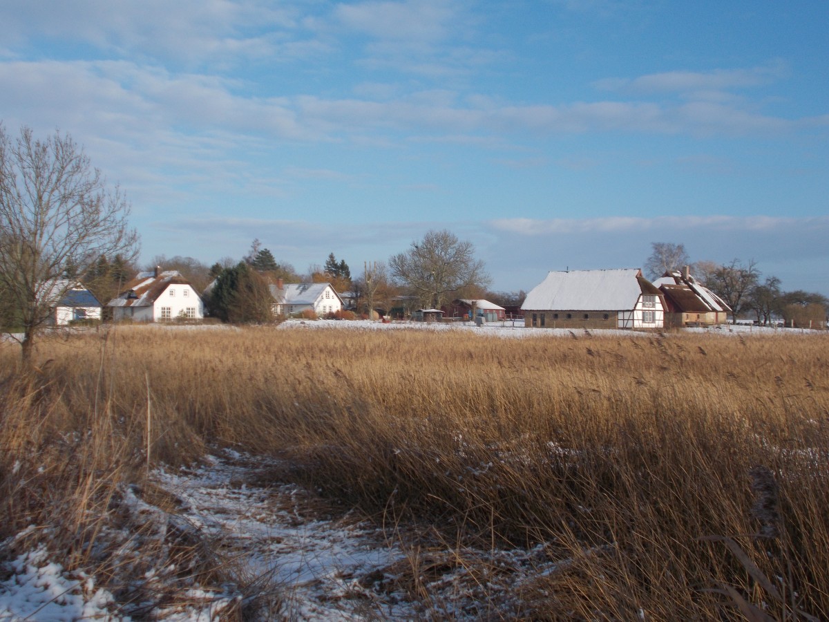 Auch das Dorf Puddemin liegt am Wasser.Aufgenommen am 01.Februar 2015.