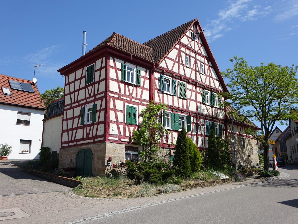 Auenstein, historisches Fachwerkgebude in der Hauptstrae (29.04.2018)