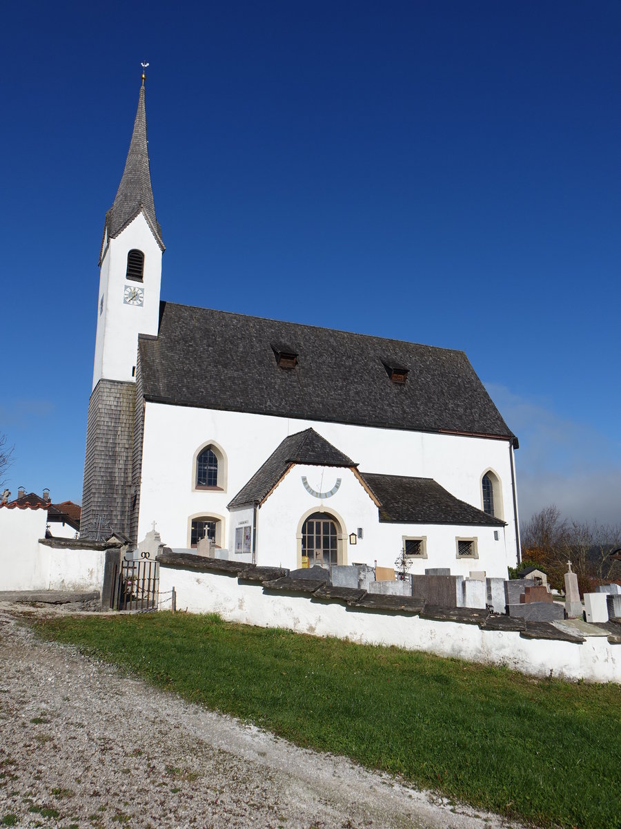 Aufham, kath. Pfarrkirche St. Jakobus, sptgotisch erbaut im 15. Jahrhundert (10.11.2018)