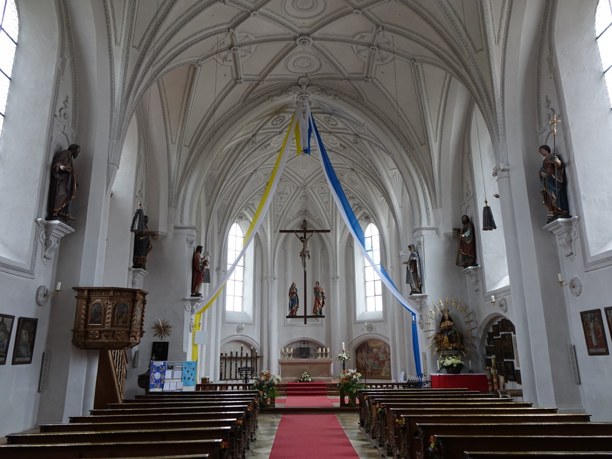 Aufkirchen, Innenraum der Maria Himmelfahrt Kirche (17.05.2015)