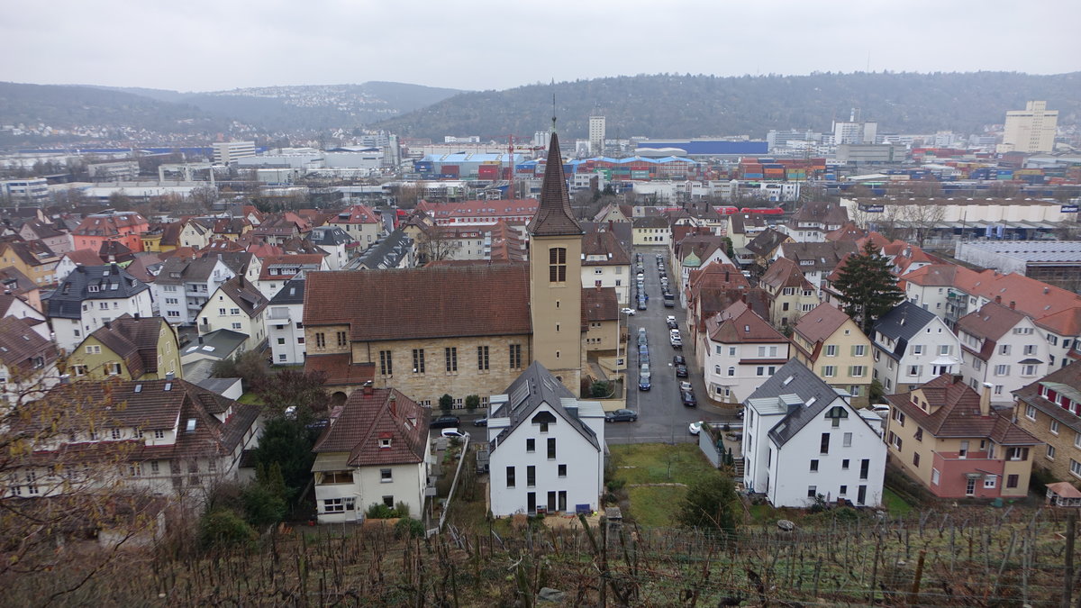 Ausblick von der Kirchsteige auf den Stadtteil Obertrkheim (03.02.2019)