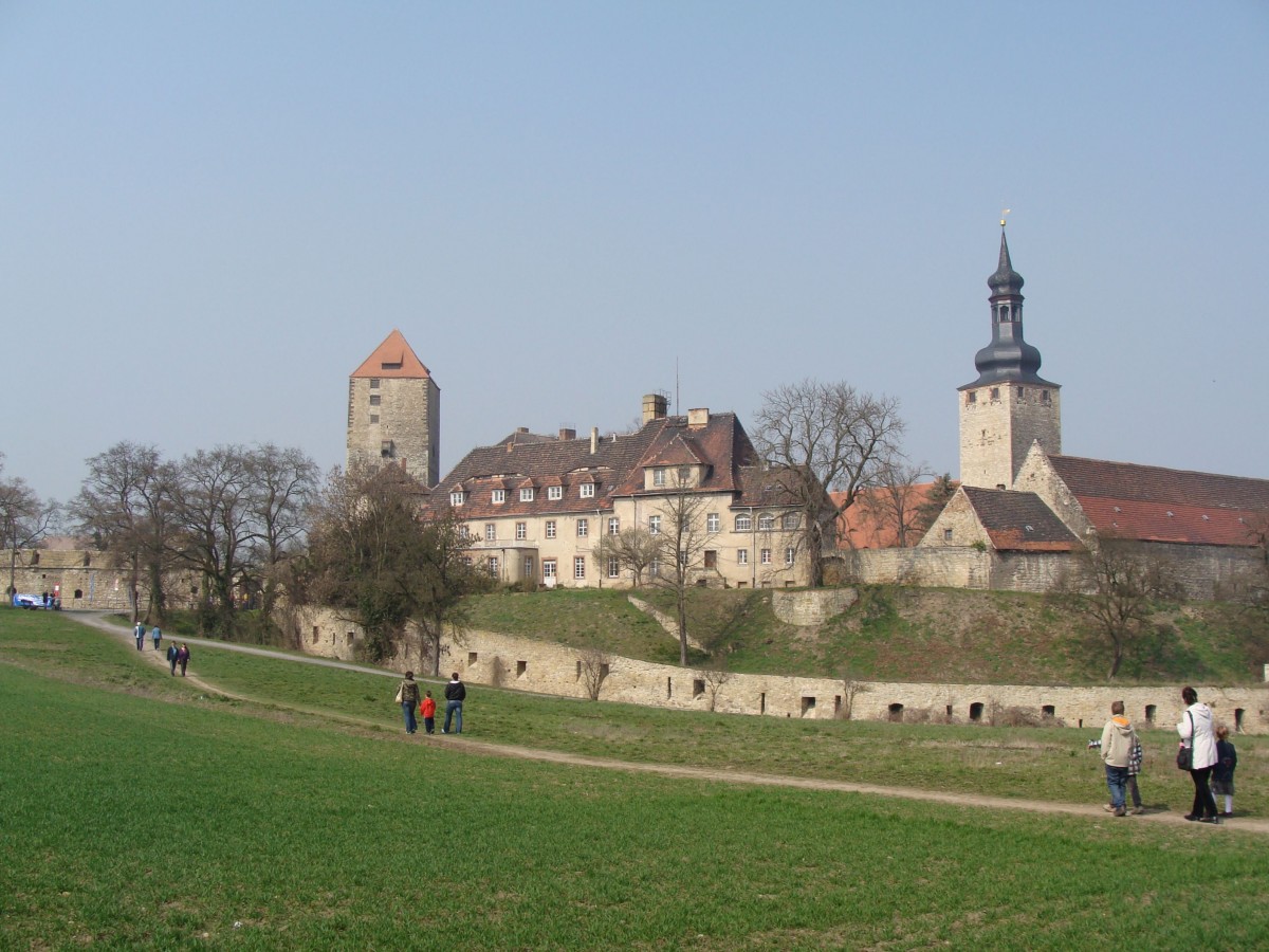 Auenansicht der Burg in Querfurt. (04.04.2009)