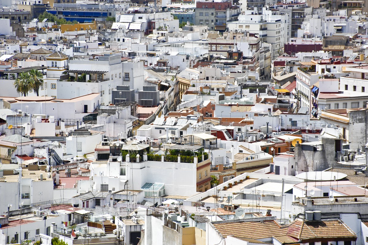 Aussicht auf Sevilla von Cathedral de Sevilla. Aufnahmedatum: 22. Juli 2014.