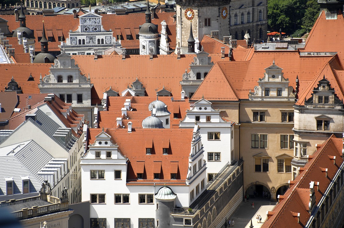 Aussicht von der Frauenkirche in Dresden. Aufnahmedatum: 8. Juni 2014.