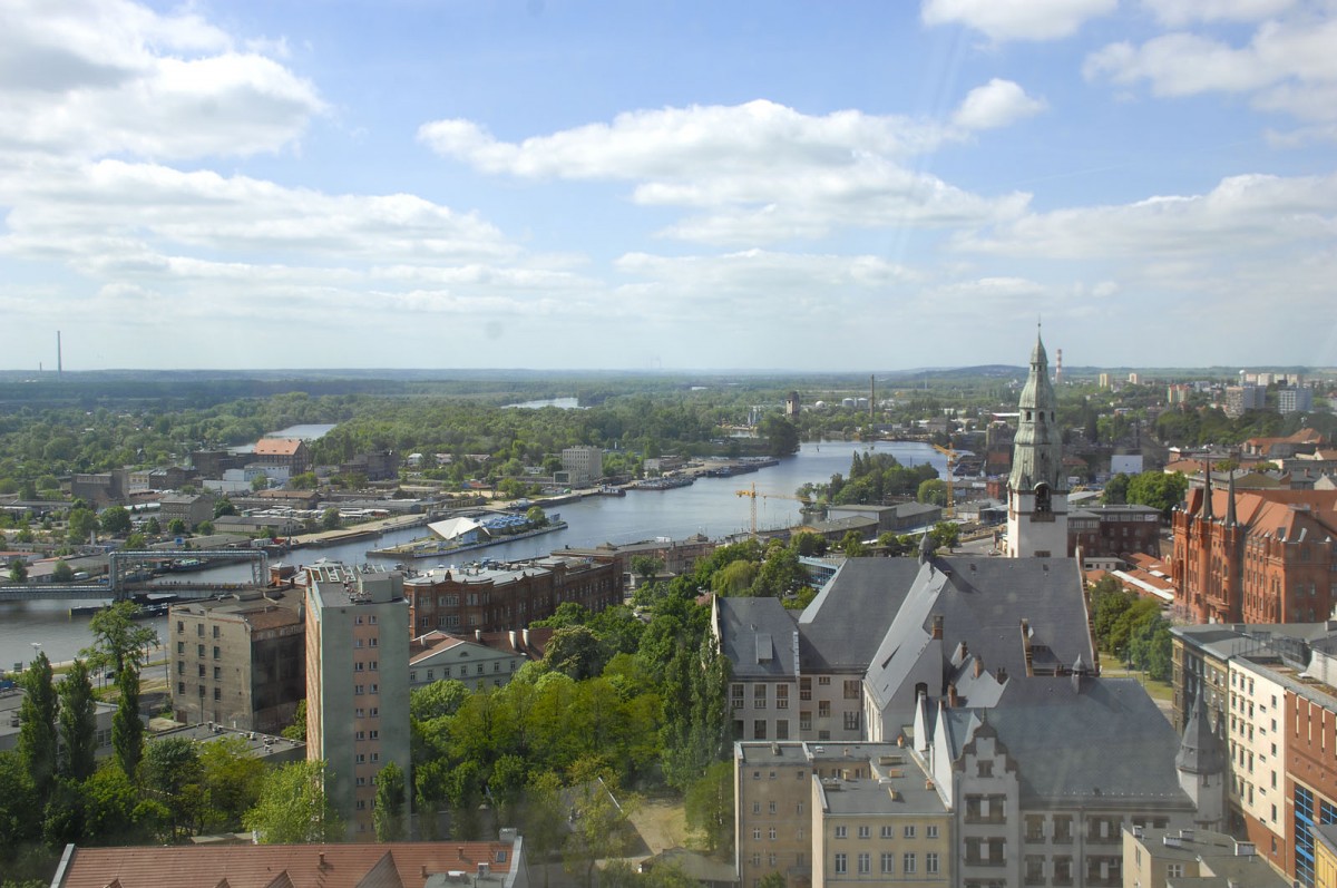 Aussicht von der Jakobskathedrale in Stettin (Katedra Świętego Jakuba).

Aufnahmedatum: 23. Mai 2015