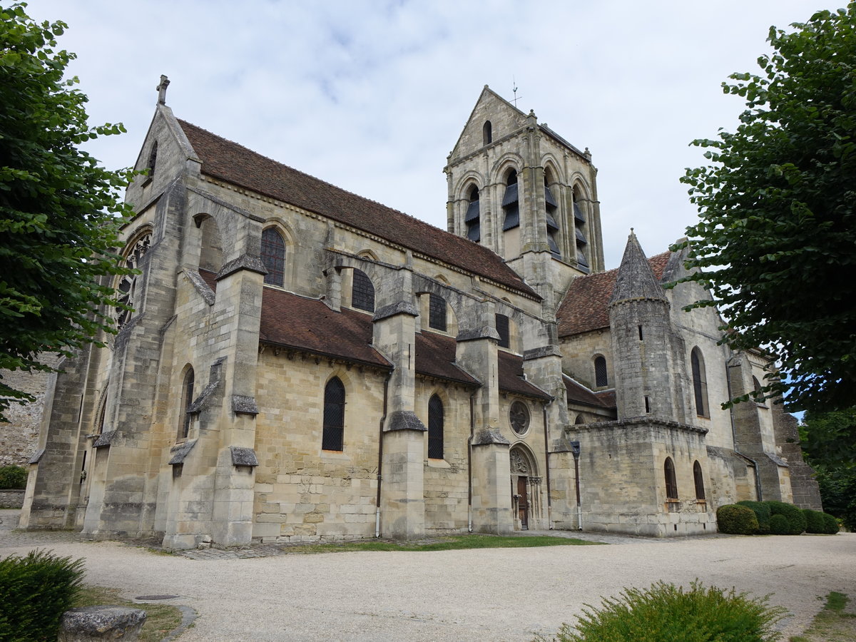 Auvers-sur-Oise, Kirche Notre-Dame-de-l'Assomption, erbaut im 12. Jahrhundert (16.07.2016)
