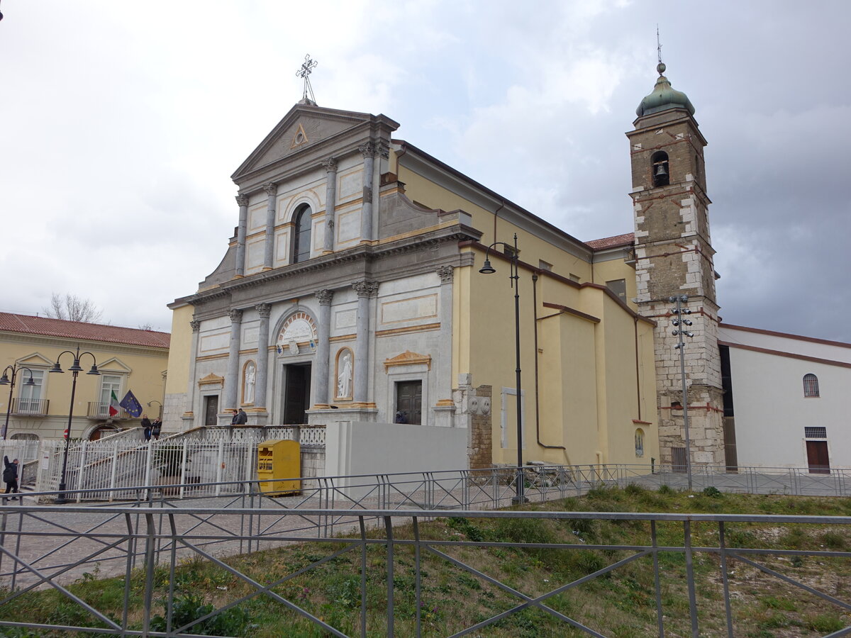 Avellino, Dom St. Maria Assunta, erbaut im 12. Jahrhundert (26.02.2023)