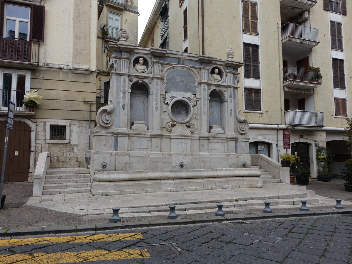 Avellino, Fontana di Bellerofonte, erbaut im 17. Jahrhundert (26.02.2023)